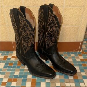 Women’s Black Ariat Cowboy Boots